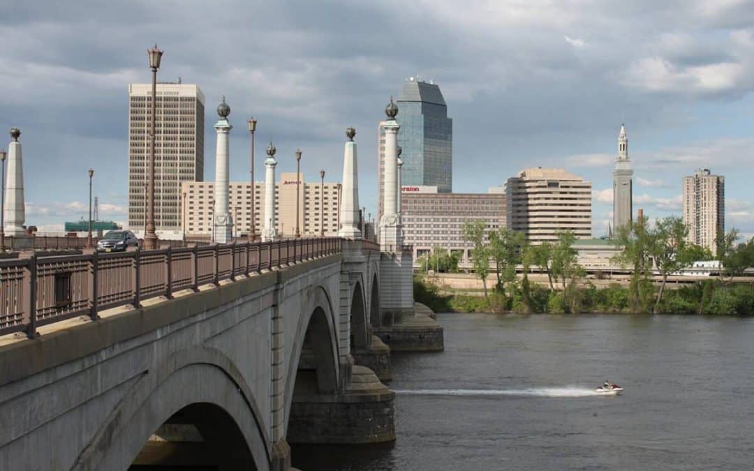 A photo of the Springfield Massachusetts skyline